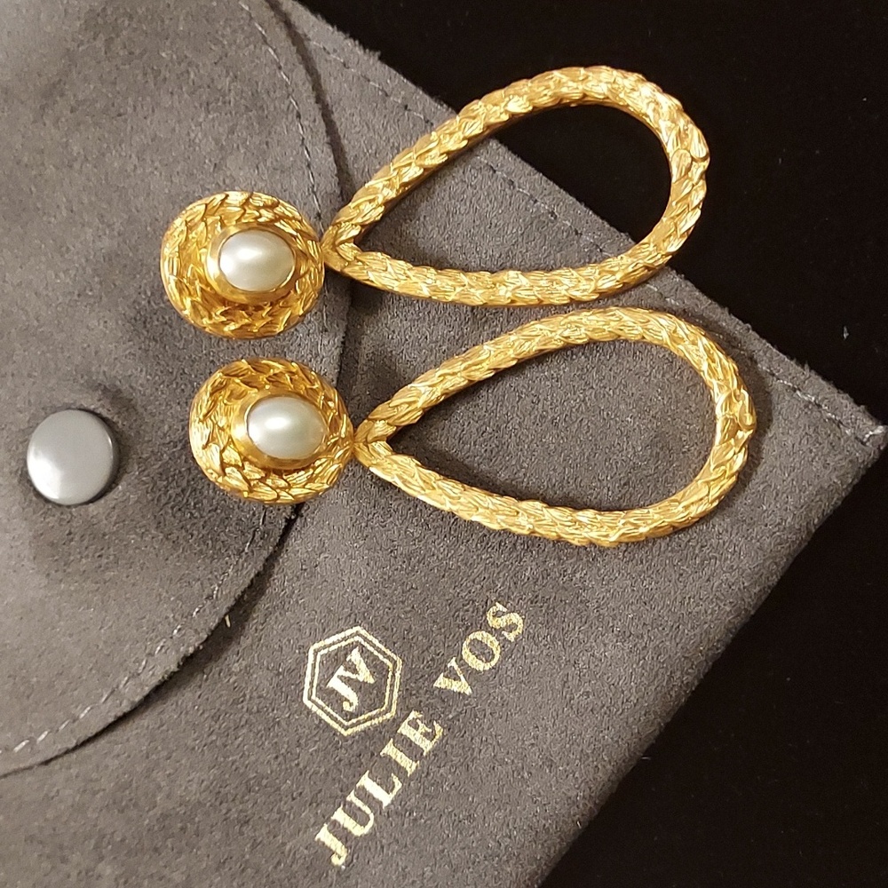 Julie Vos luxury Penelope Statement dangle teardrop earrings gold with pearls - Picture 1 of 5